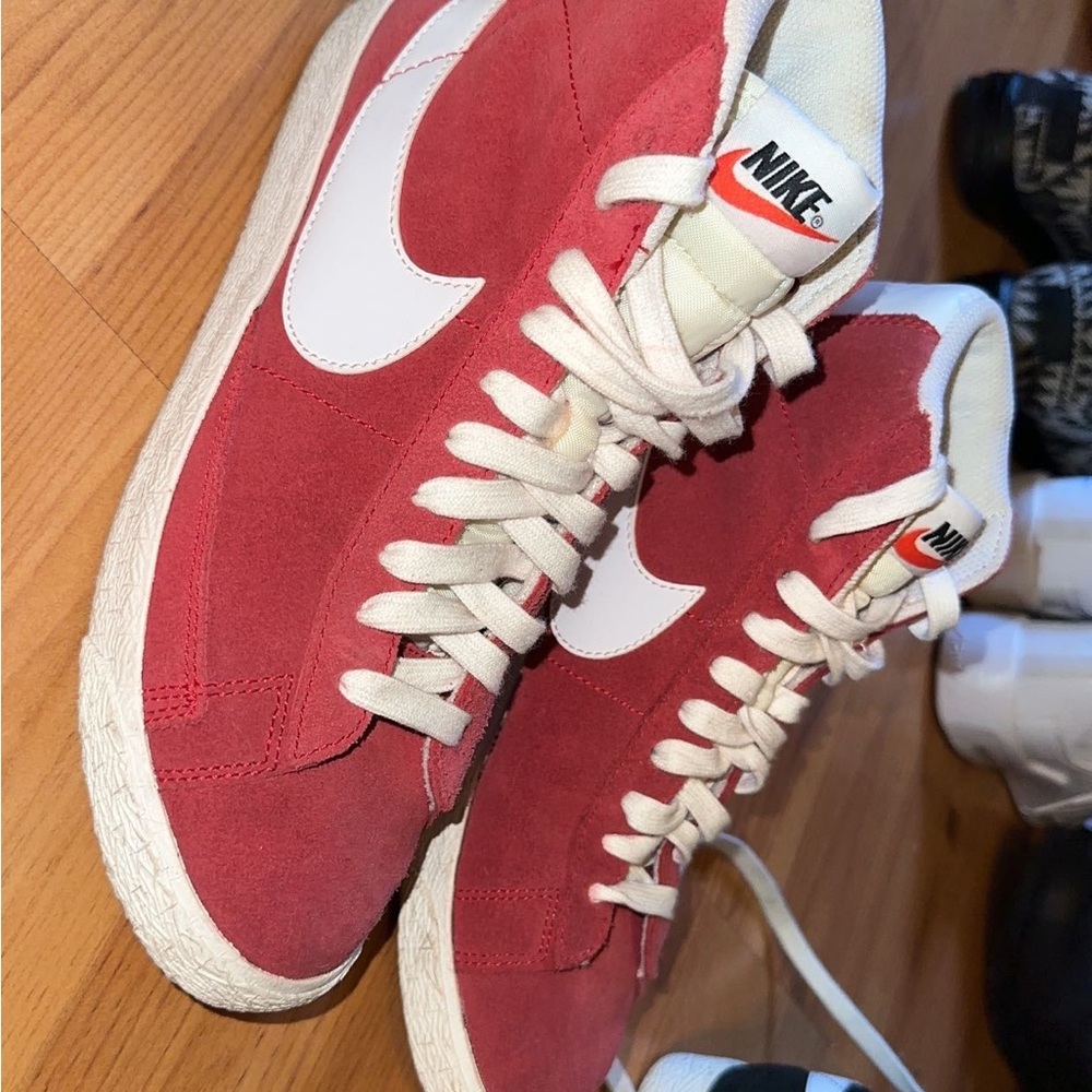 red nike blazers!! 7youth, 8 womens